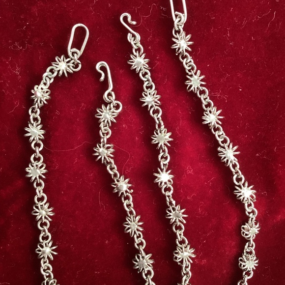 Unique And Beautiful Intricate Silver Link Necklace & Bracelet Set 🦋 - Picture 12 of 12